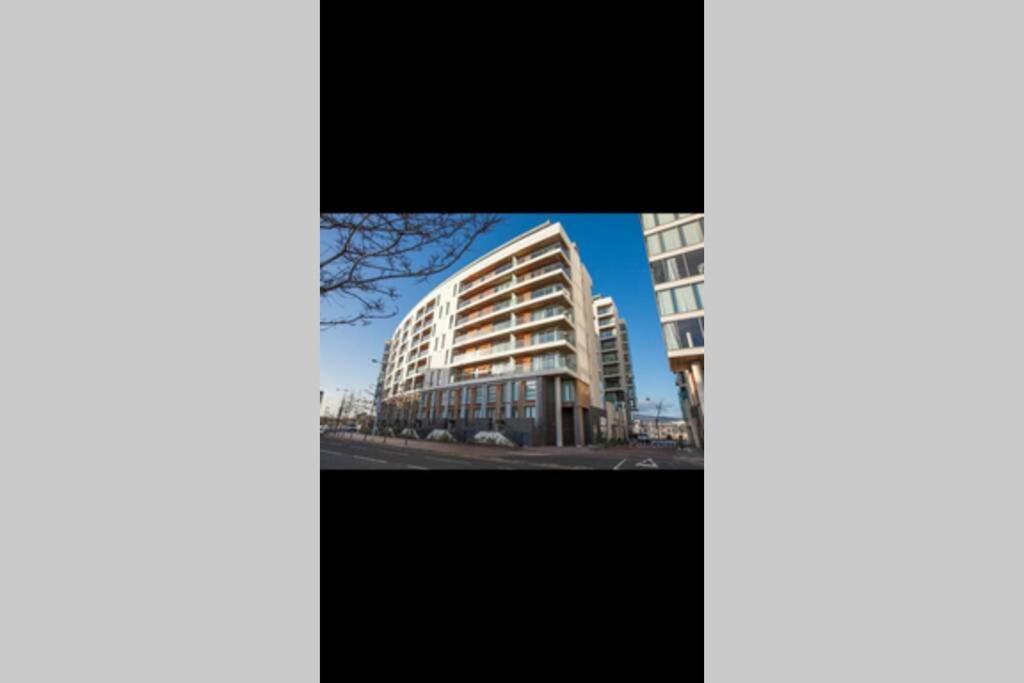 Benji & Milos Apartments ベルファスト エクステリア 写真